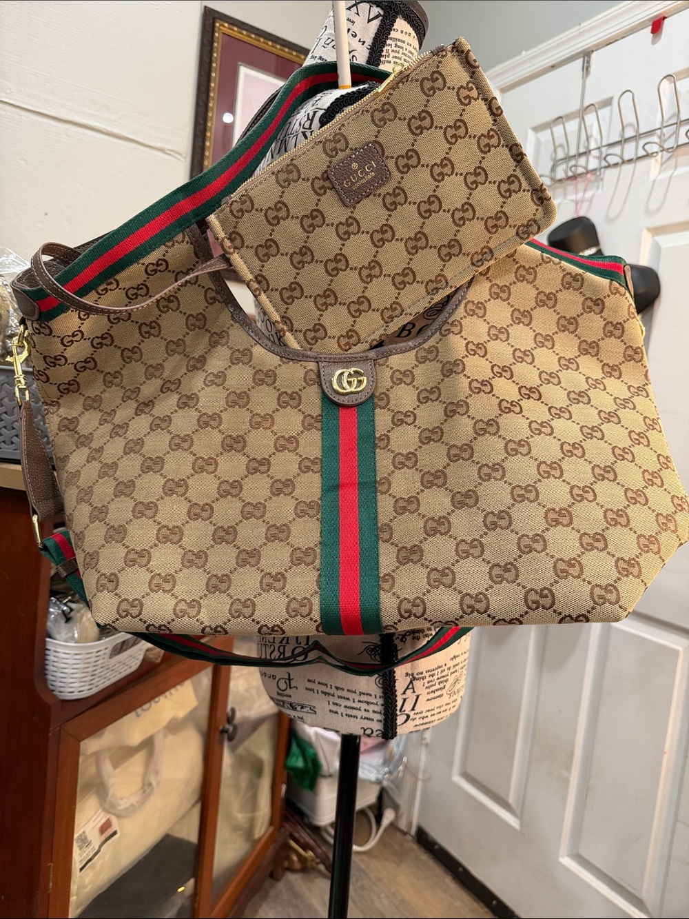 Gigilo gg monogram brown tote with pouch